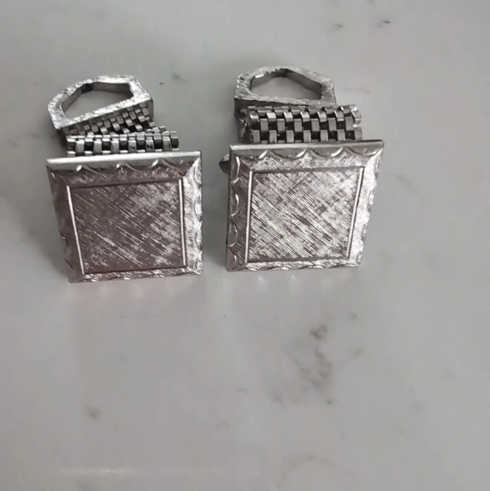 Vintage Silver Tone Mesh Wrap Cufflinks Mid Century Modern 1960s/70s